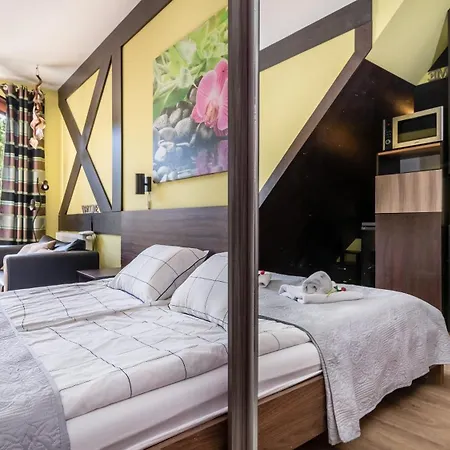 Morskie Przy Plaży Piamola Apartament *