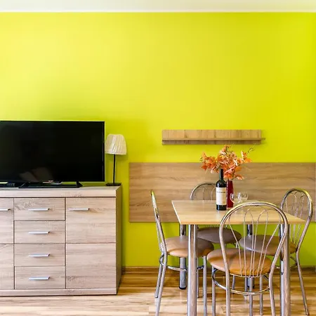 Morskie Przy Plazy Piamola 公寓 *