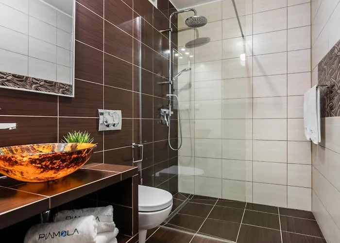 Morskie Przy Plazy Piamola 公寓