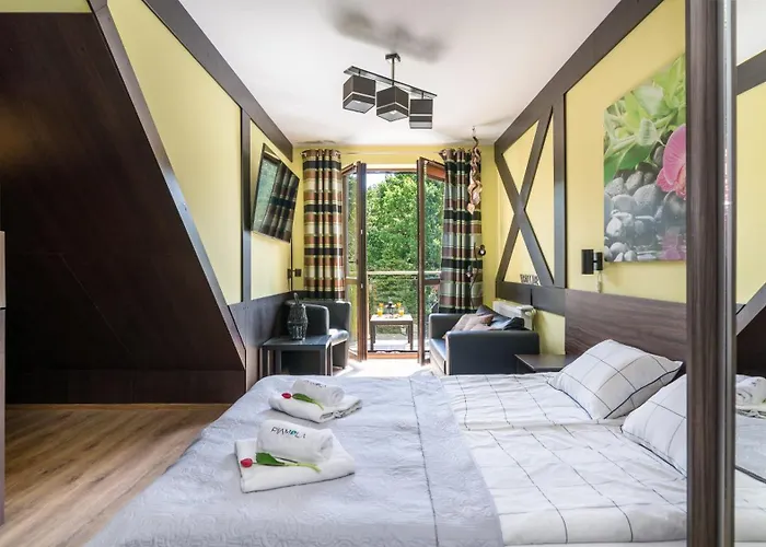 Morskie Przy Plazy Piamola * 库瑞尼卡慕斯卡