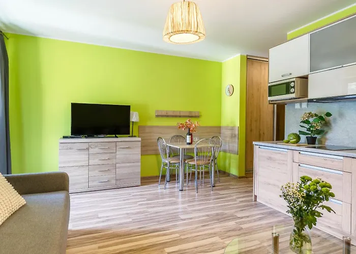 Morskie Przy Plazy Piamola * 库瑞尼卡慕斯卡